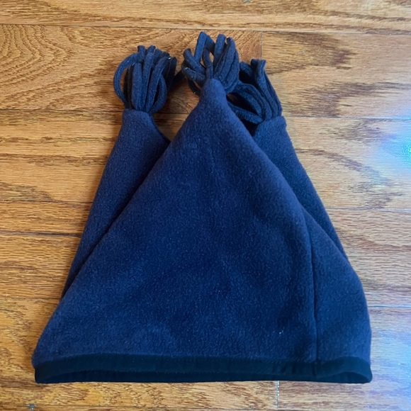 Gap size small/med boys navy hat. - Picture 2 of 3